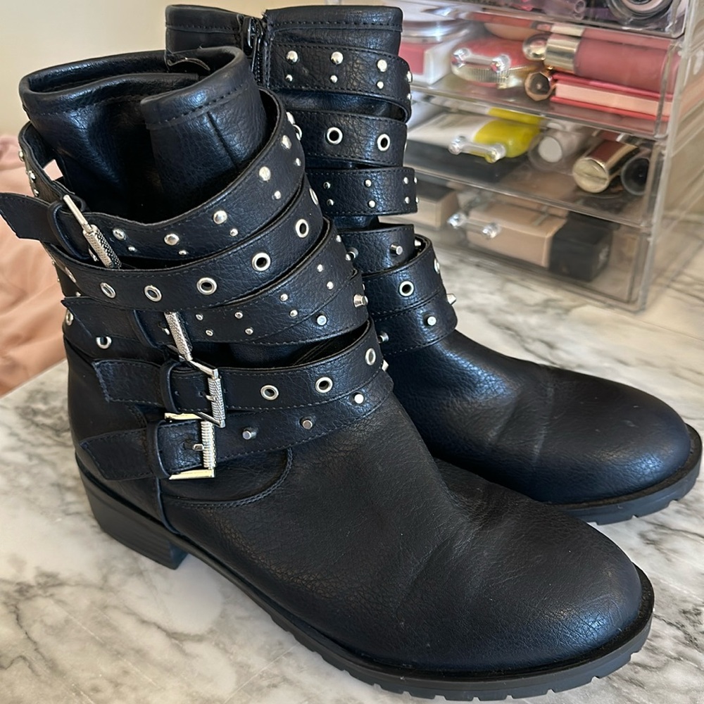 Fergie Boots